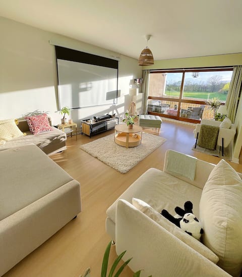 Very Cozy apartment 5 min away Geneva Airport
