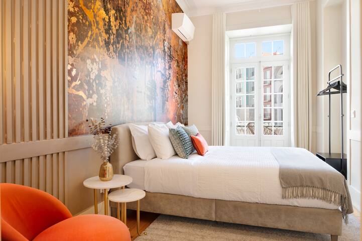 42 1T Cardosas Block Historic ap. 1T gallery image 2