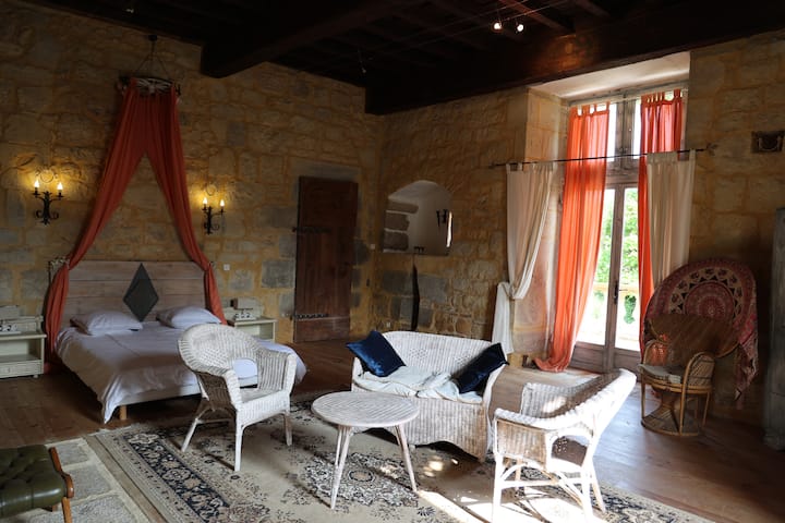 Château De St Chamarand - Chambre Des Peyronnenc - Gourdon