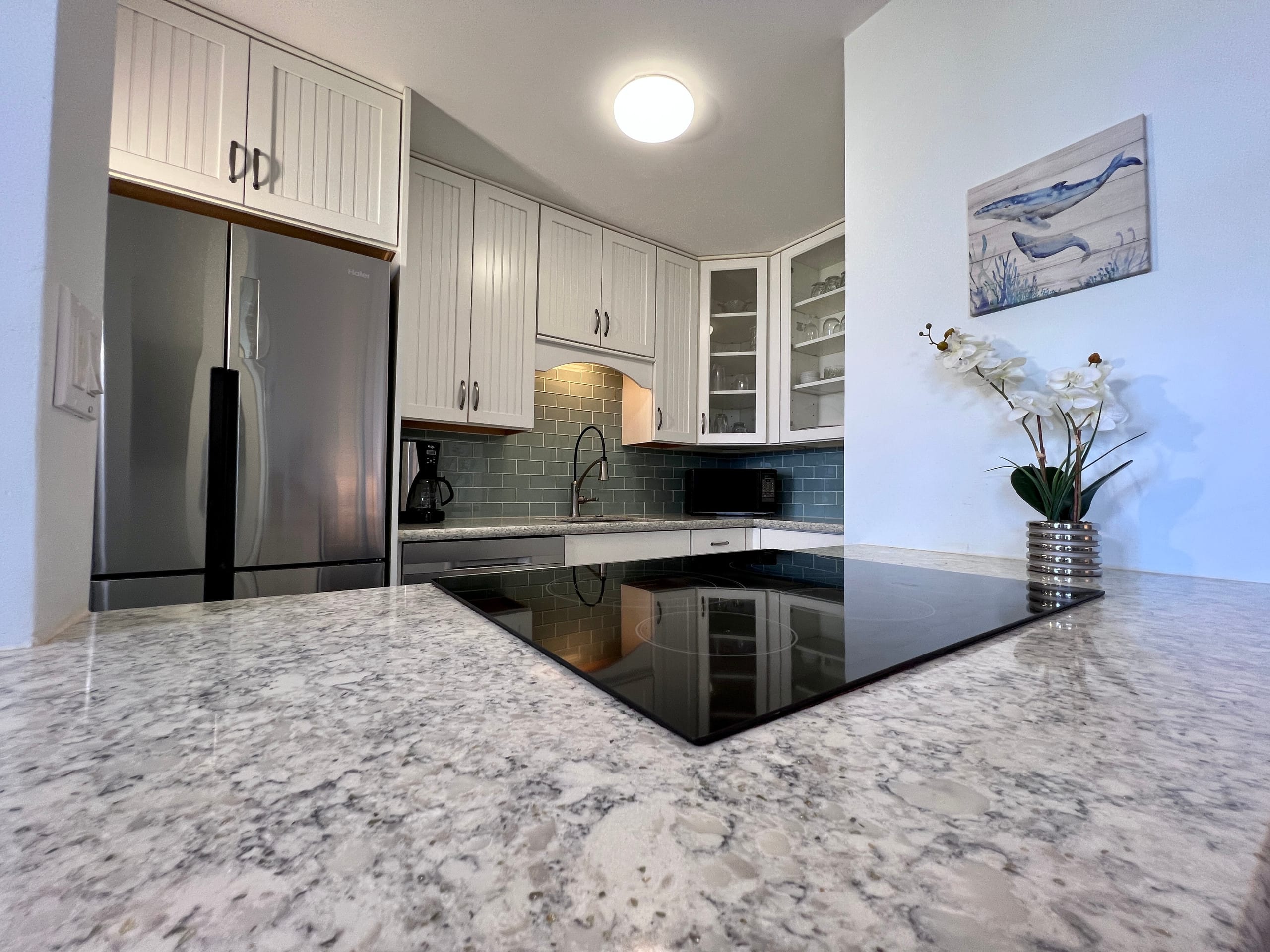 Condo in Kihei · ★4.94 · 1 bedroom · 2 beds · 1 private bath - Image 5