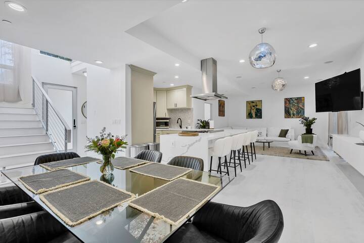 Peak Venice + Rooftop gallery image 4