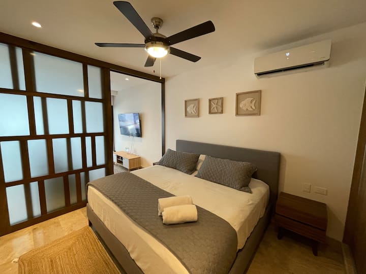 Prostorija ima klizna vrata za bolju ventilaciju.