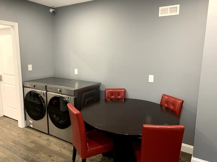 Spacious Room With Private Bathroom - Philadelphia, PA