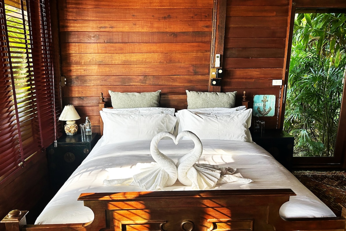 Dhoma e gjumit 4 (jashtë bungalow)