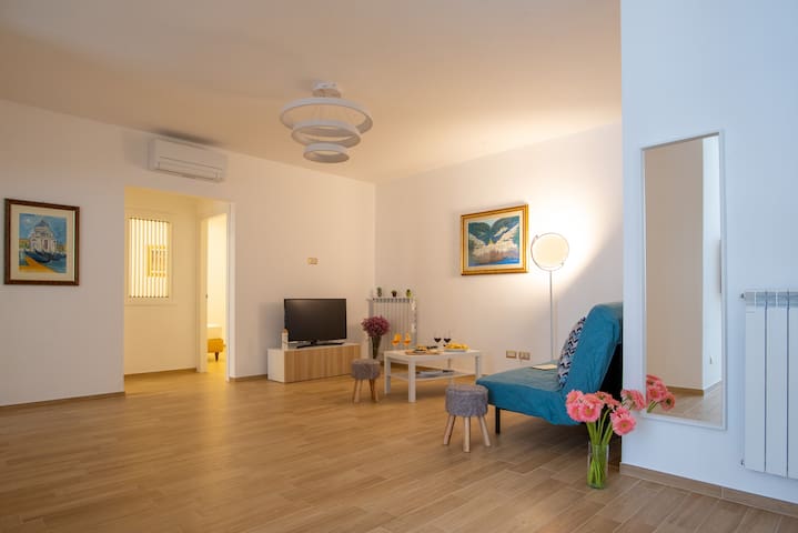 Dimore De Luca – “Domani”: Roma è tua gallery image 2