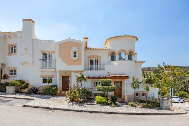 3 Bedroom Townhouse #086 Quinta Da Encosta Velha - Vila do Bispo