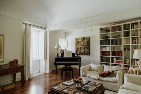 Top performing Airbnb: Cielo al Duomo, wide apt with terrace in Ortigia in Siracusa