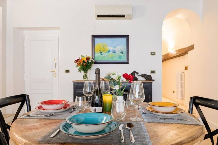 Trevi Charming Apartment gallery image 3