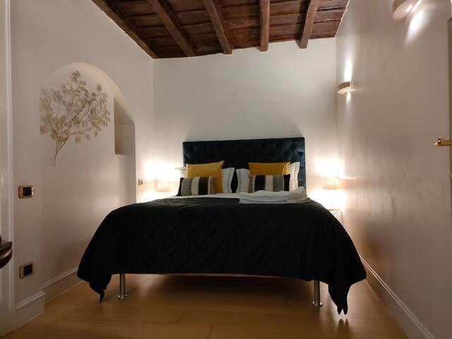 Trevi Charming Apartment gallery image 4