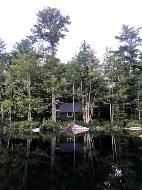 Lakefront cabin