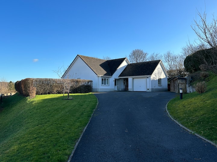 A Family, pet friendly home with Coastal Views Houses for Rent in