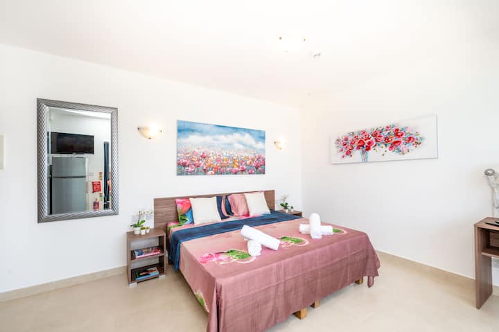 Малко двойно легло