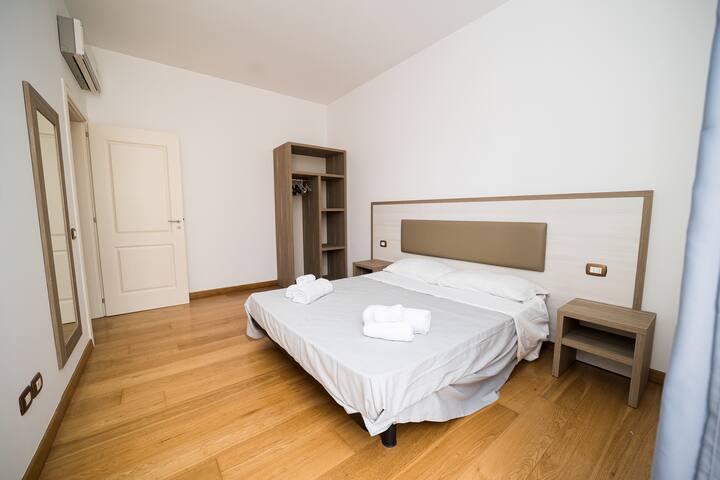 CorsoItaliaExclusive Bilo+Trilo [center – parking] gallery image 4