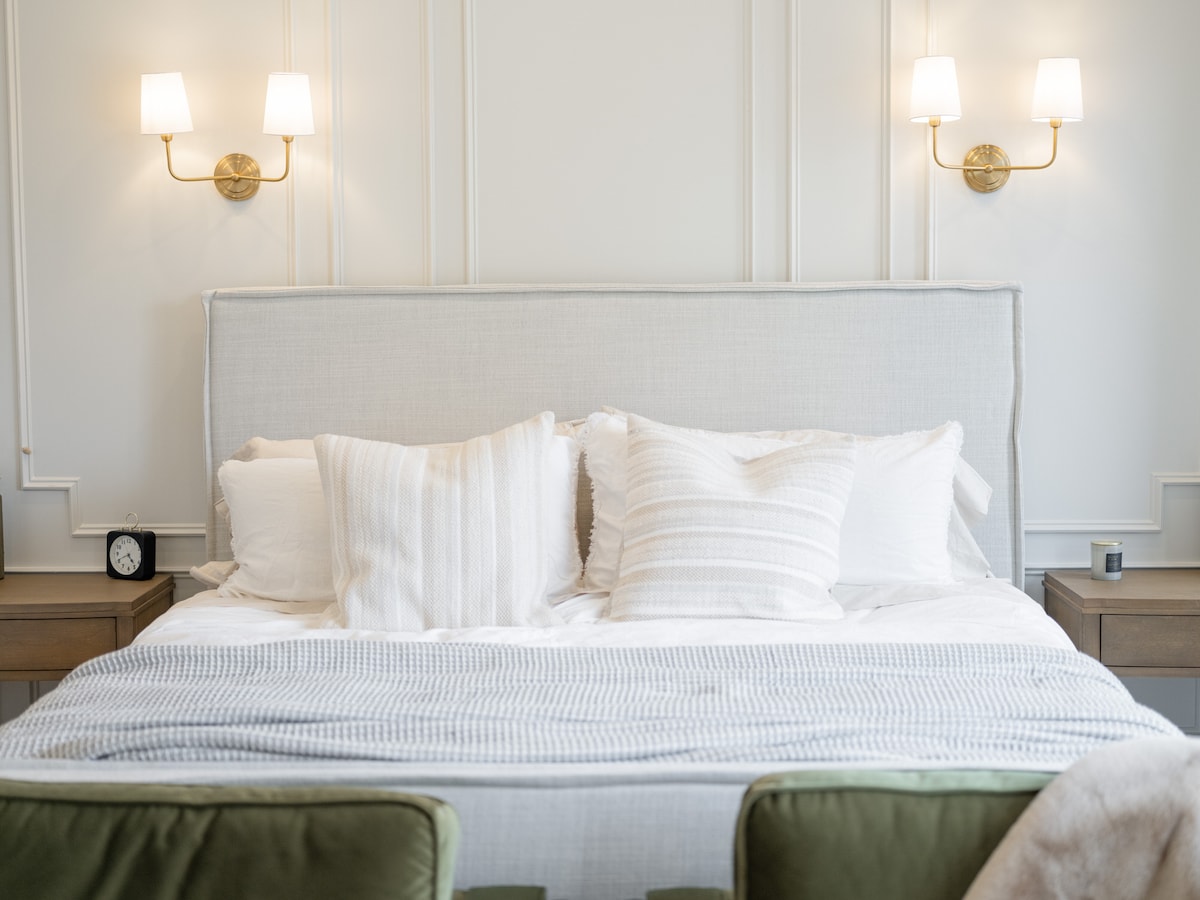 Hlavná posteľ (manželská posteľ)