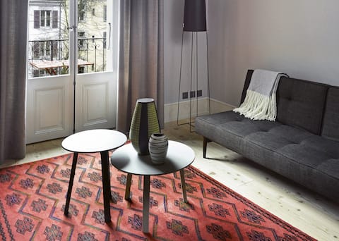 Top Airbnb: Nordwind Apartment 2. Beautiful quiet apartment in Mattenhof