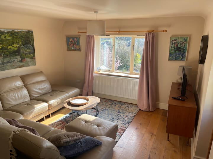 Self Contained Flat Nestled Within 3 Acres - Hay-on-Wye