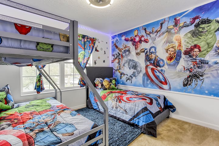 Marvel themed საბავშვო ოთახი ტელევიზორით!