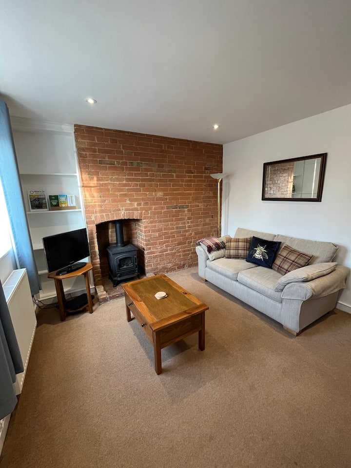 Victorian Country Cottage - Lavenham