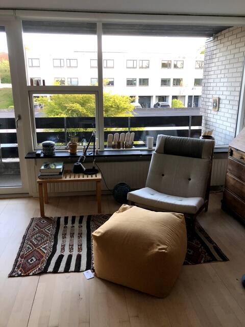 Top performing Airbnb: Beautiful architect-designed townhouse in Vejlby Risskov