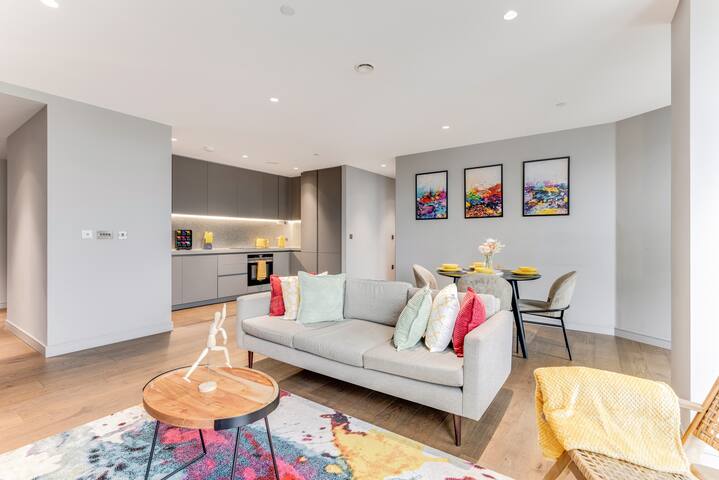 ShyRoyale gallery image 5