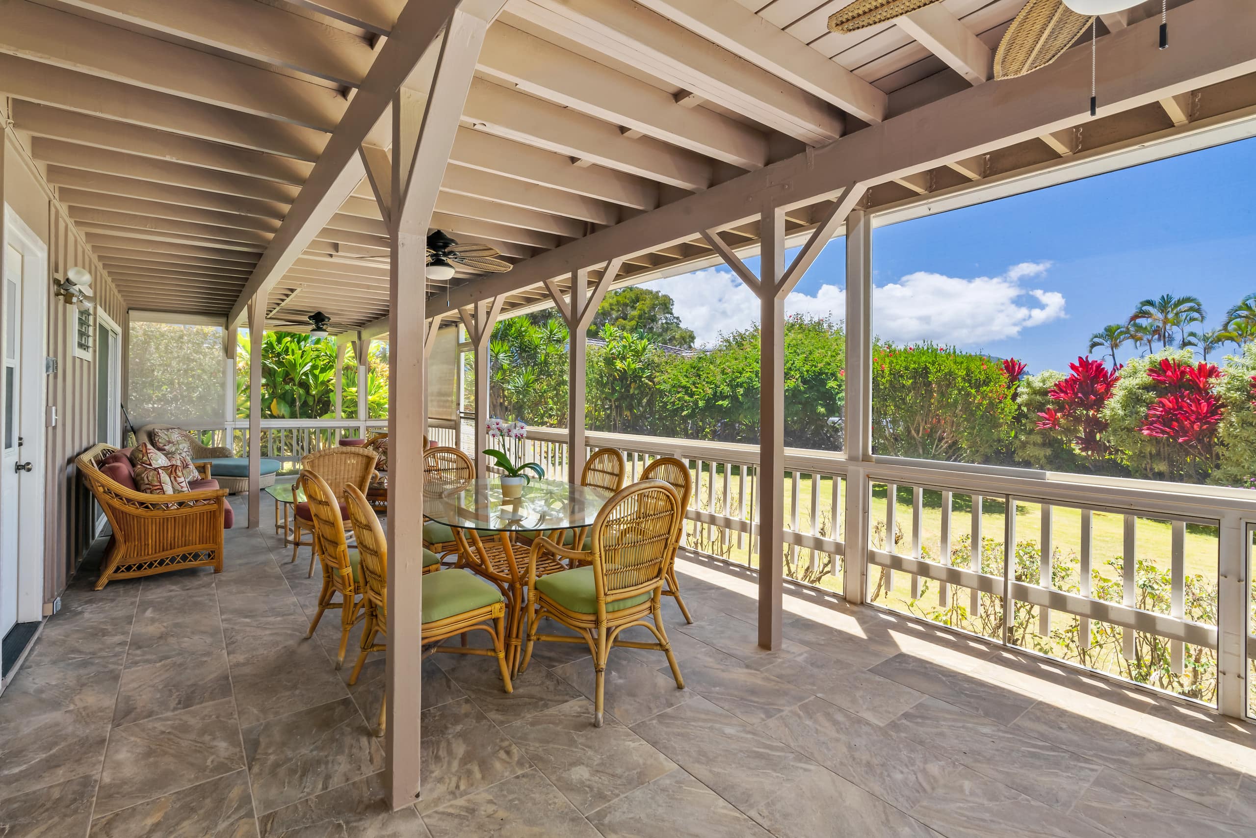 Home in Princeville · ★4.91 · 3 bedrooms · 3 beds · 3.5 baths - Image 33