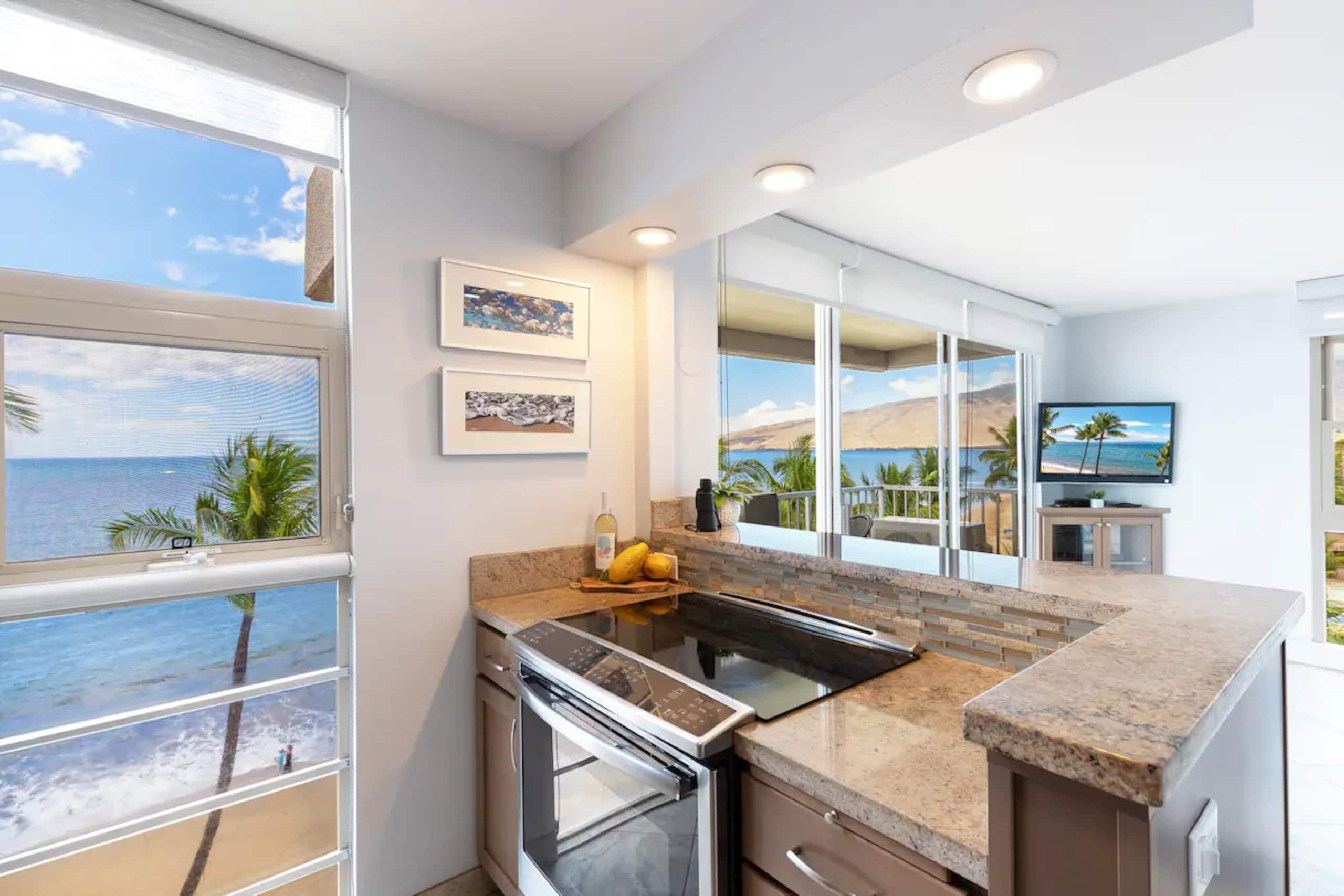 Maui Oceanfront Penthouse at Nani Kai Hale (609) - Image 5