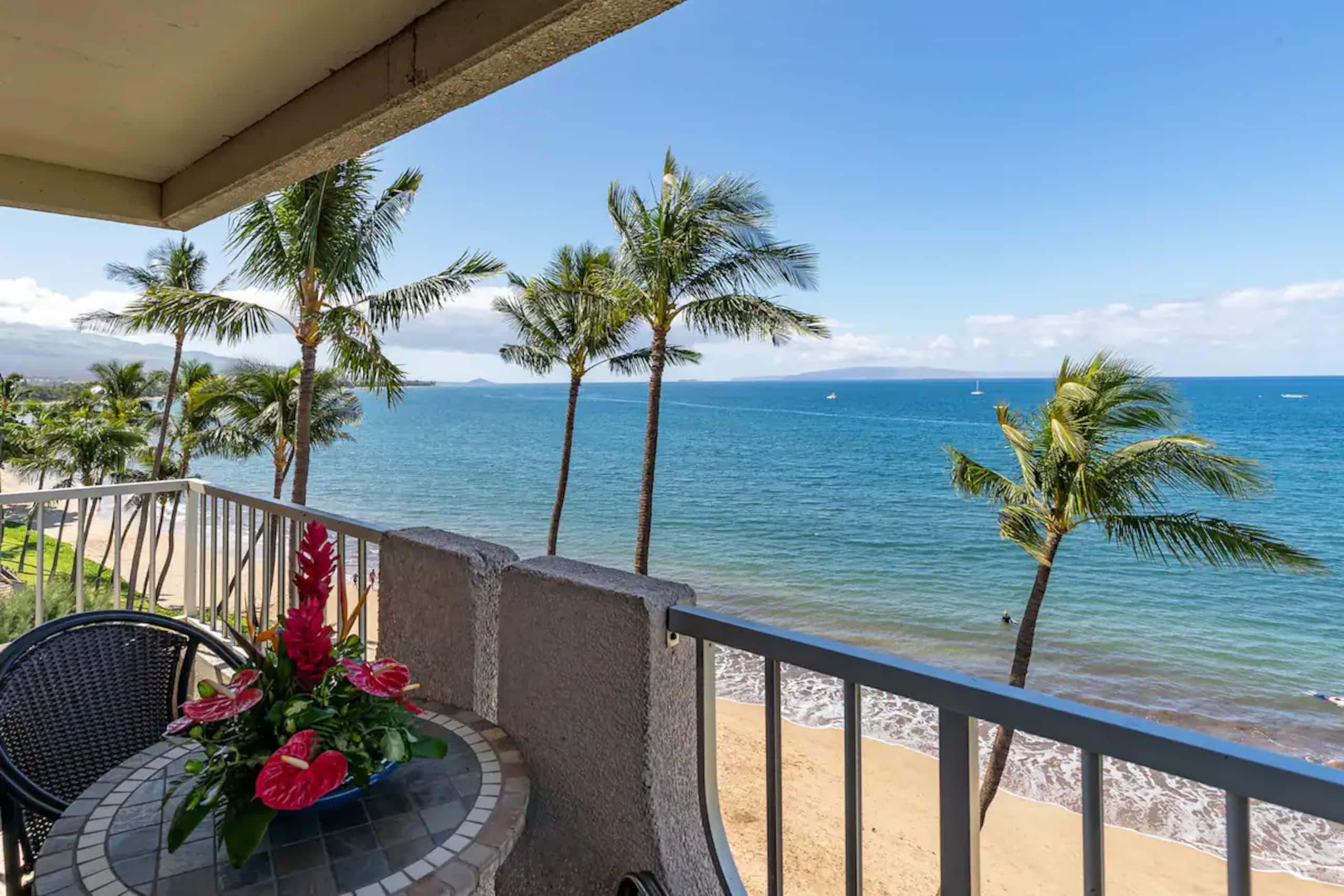 Maui Oceanfront Penthouse at Nani Kai Hale (609) - Image 23