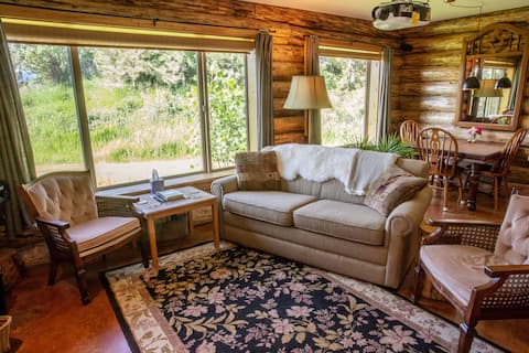 Popular Airbnb listing: Romantic Cabin w/ Mountain View/hot tub/fireplace! in Livingston