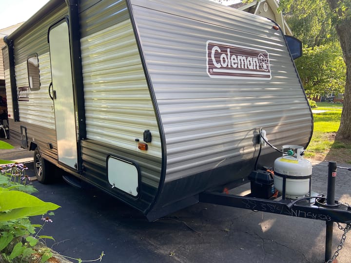 Easy Tow and Go Camper Cincy/ Cbus Campers/RVs for Rent in Jamestown