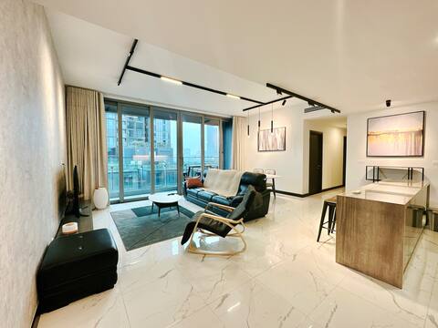 Large 3brs apt in Empire City