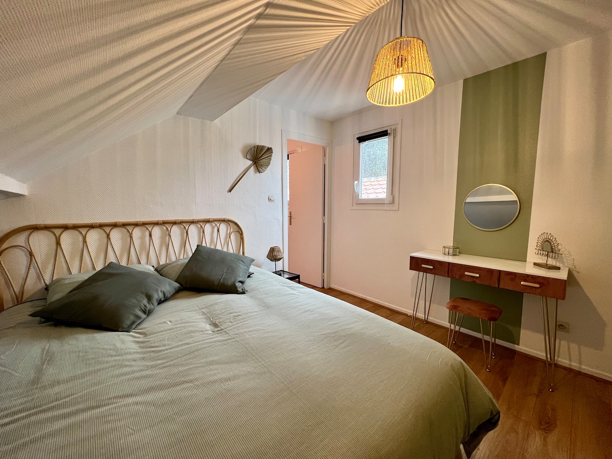 საძინებელი 1