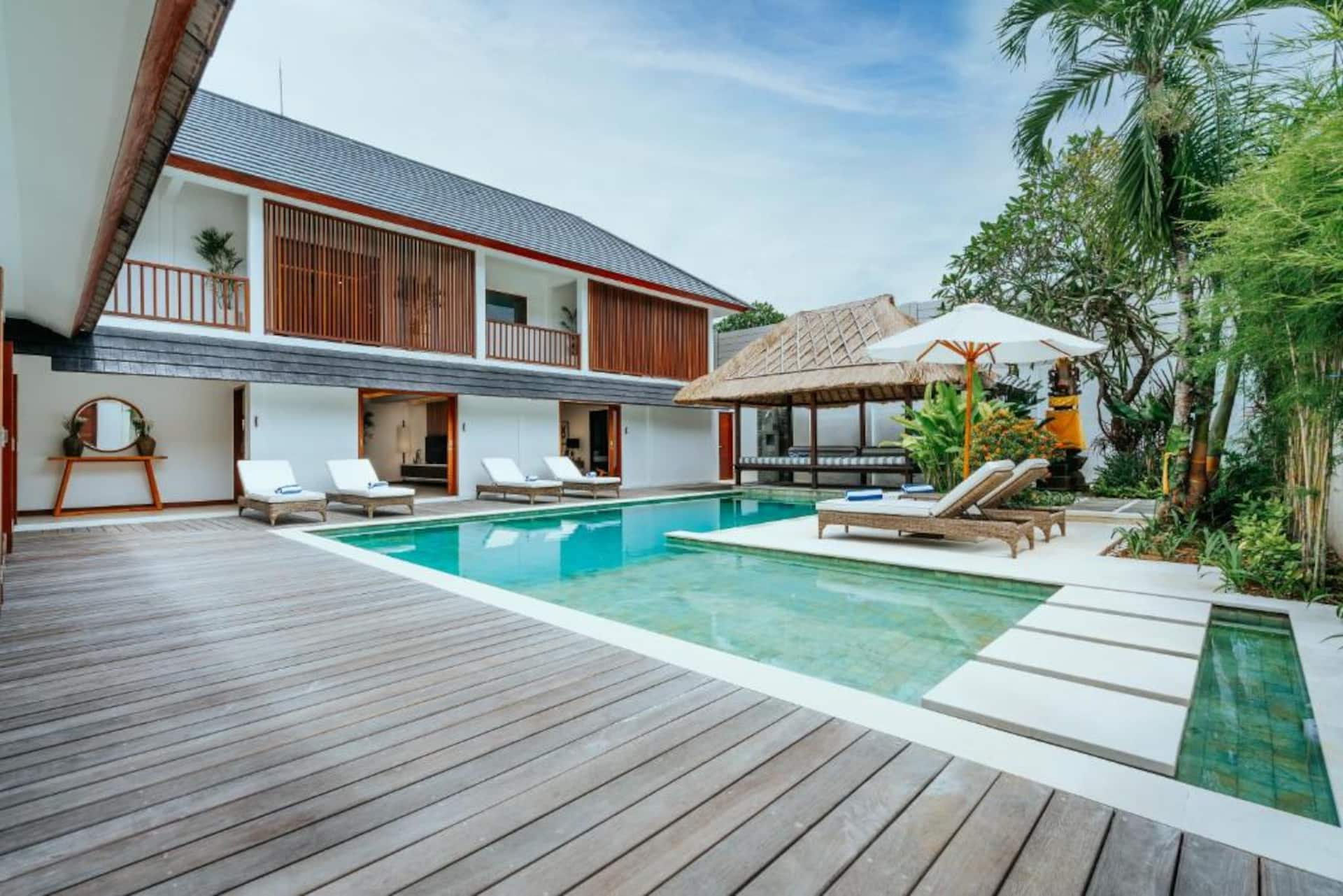 Steps From Sand 4 Bedroom Private Villa in Seminyak 3