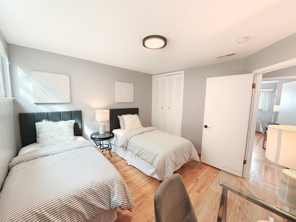 Dhomë gjumi 3 - 2 krevate tek