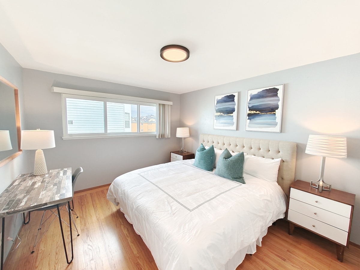 Dhoma e gjumit 1 - Krevat dopio "king" me banjë private