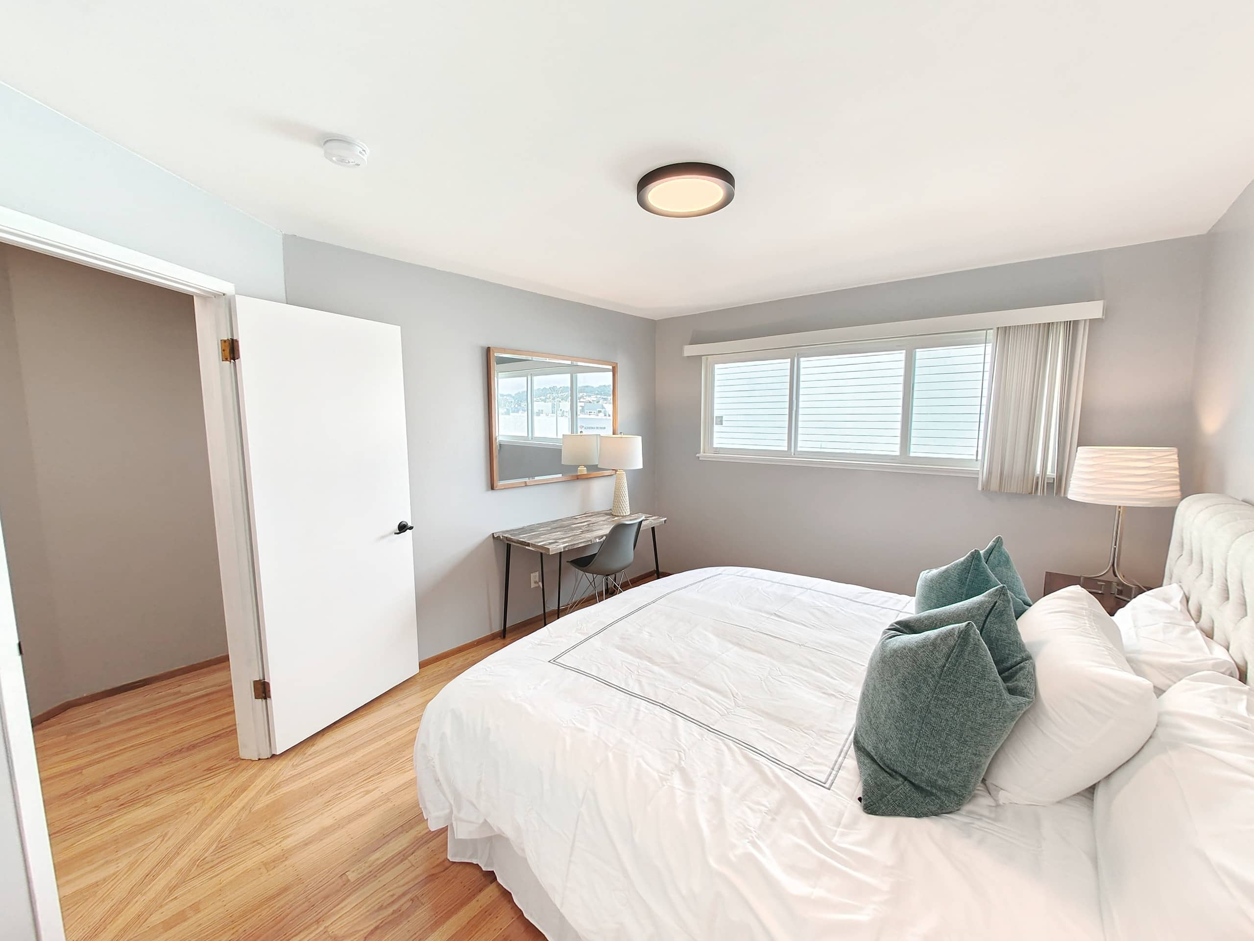 Home in San Francisco · ★4.58 · 3 bedrooms · 5 beds · 2 baths - Image 14