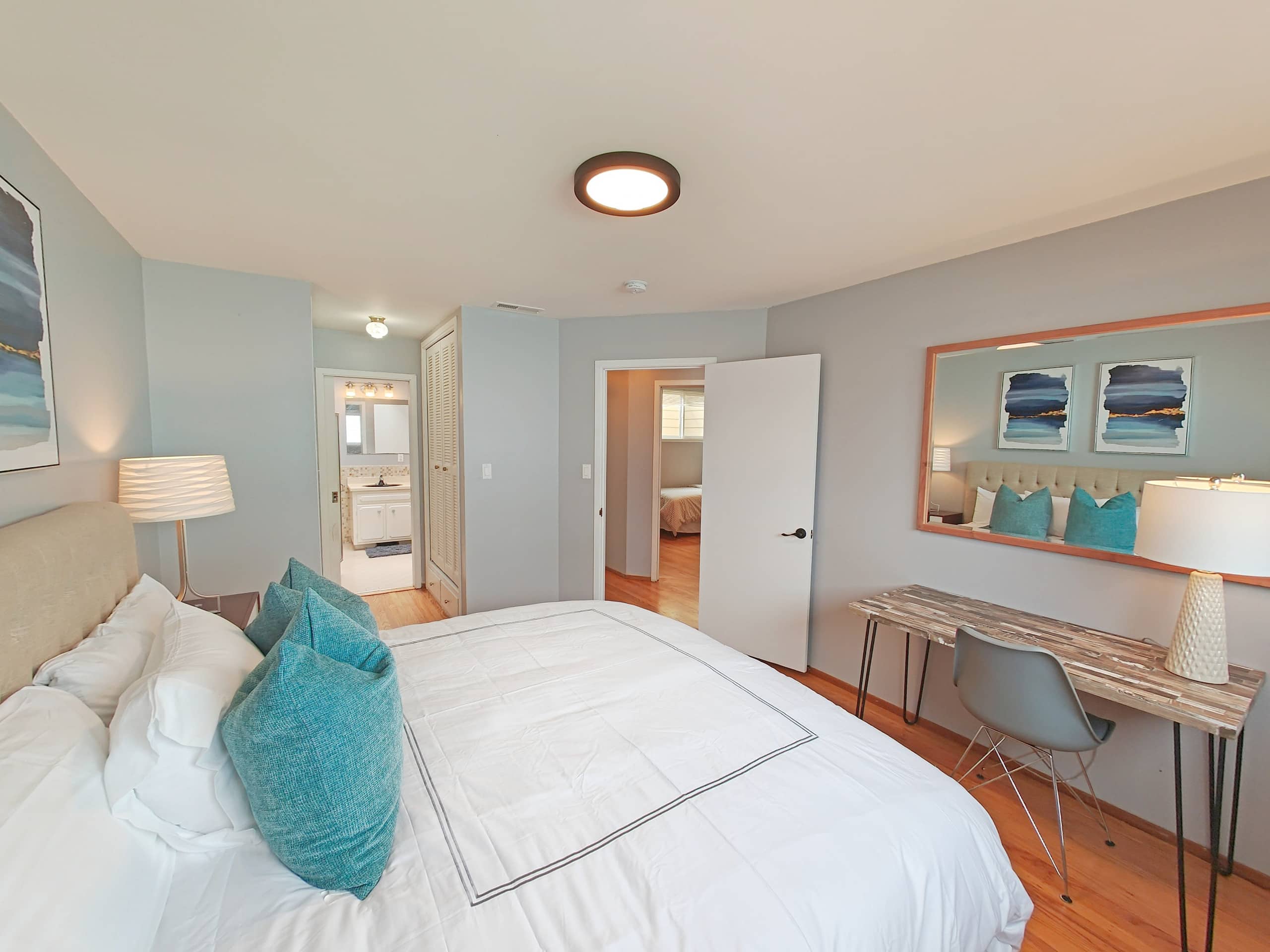 Home in San Francisco · ★4.58 · 3 bedrooms · 5 beds · 2 baths - Image 15