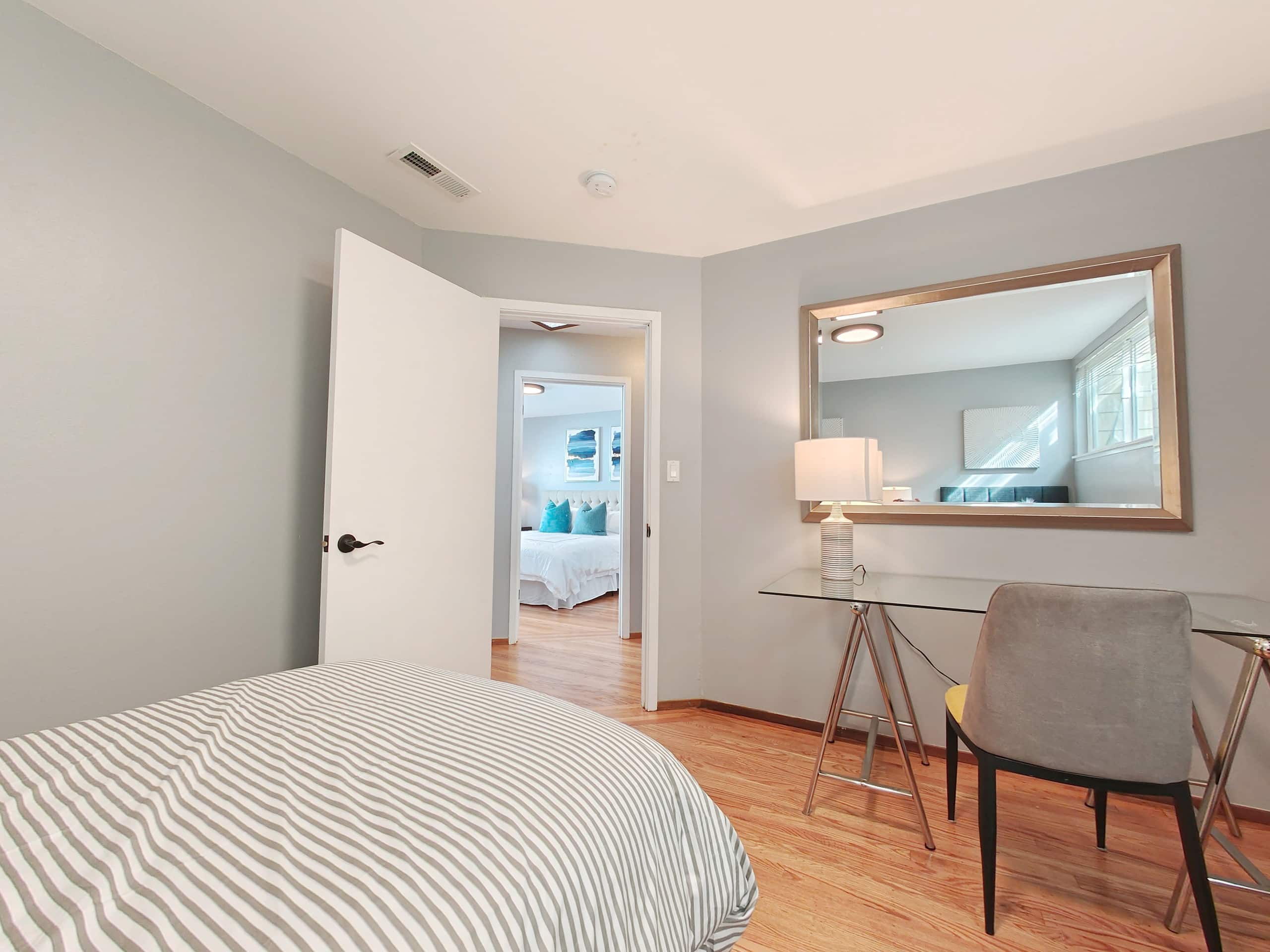 Home in San Francisco · ★4.58 · 3 bedrooms · 5 beds · 2 baths - Image 19