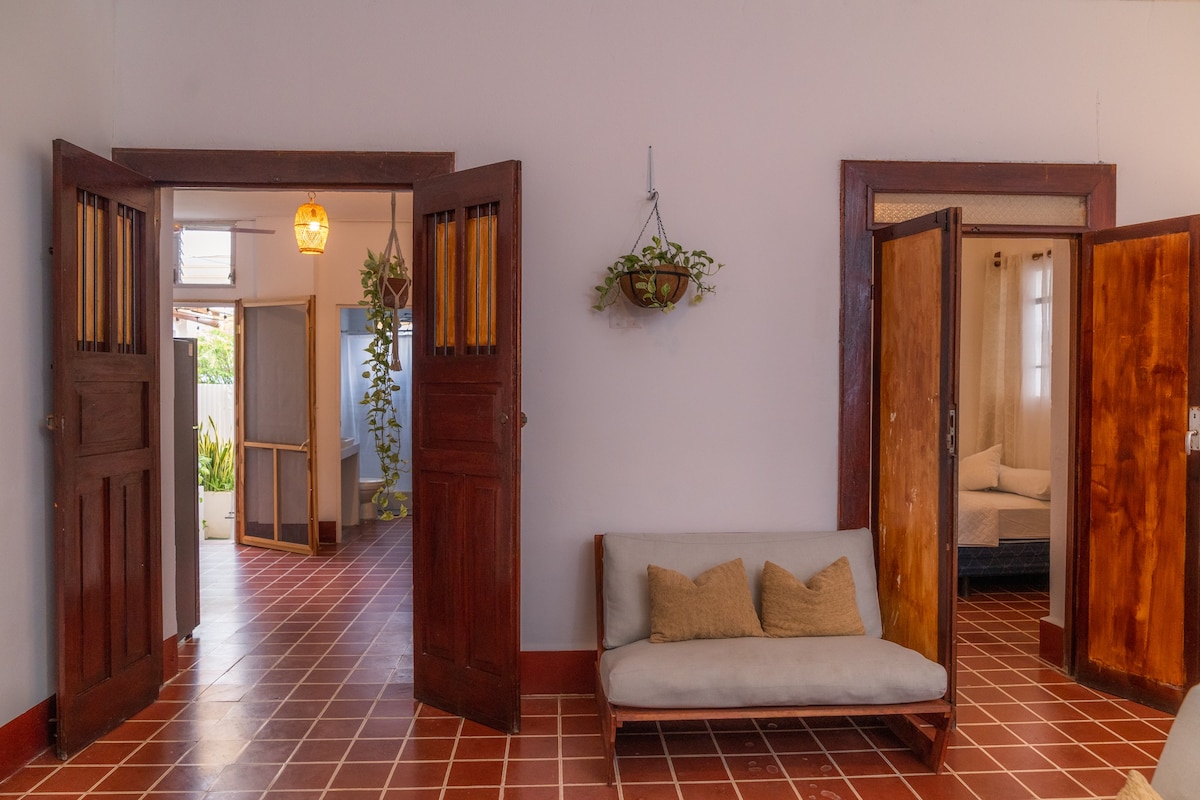 Flores Vacation Rentals & Homes - Comayagua Department, Honduras