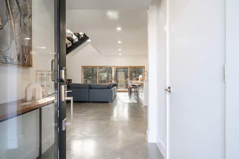 Top Airbnb: Northwoods Contemporary w/ POOL and HOT TUB! in Hot Springs