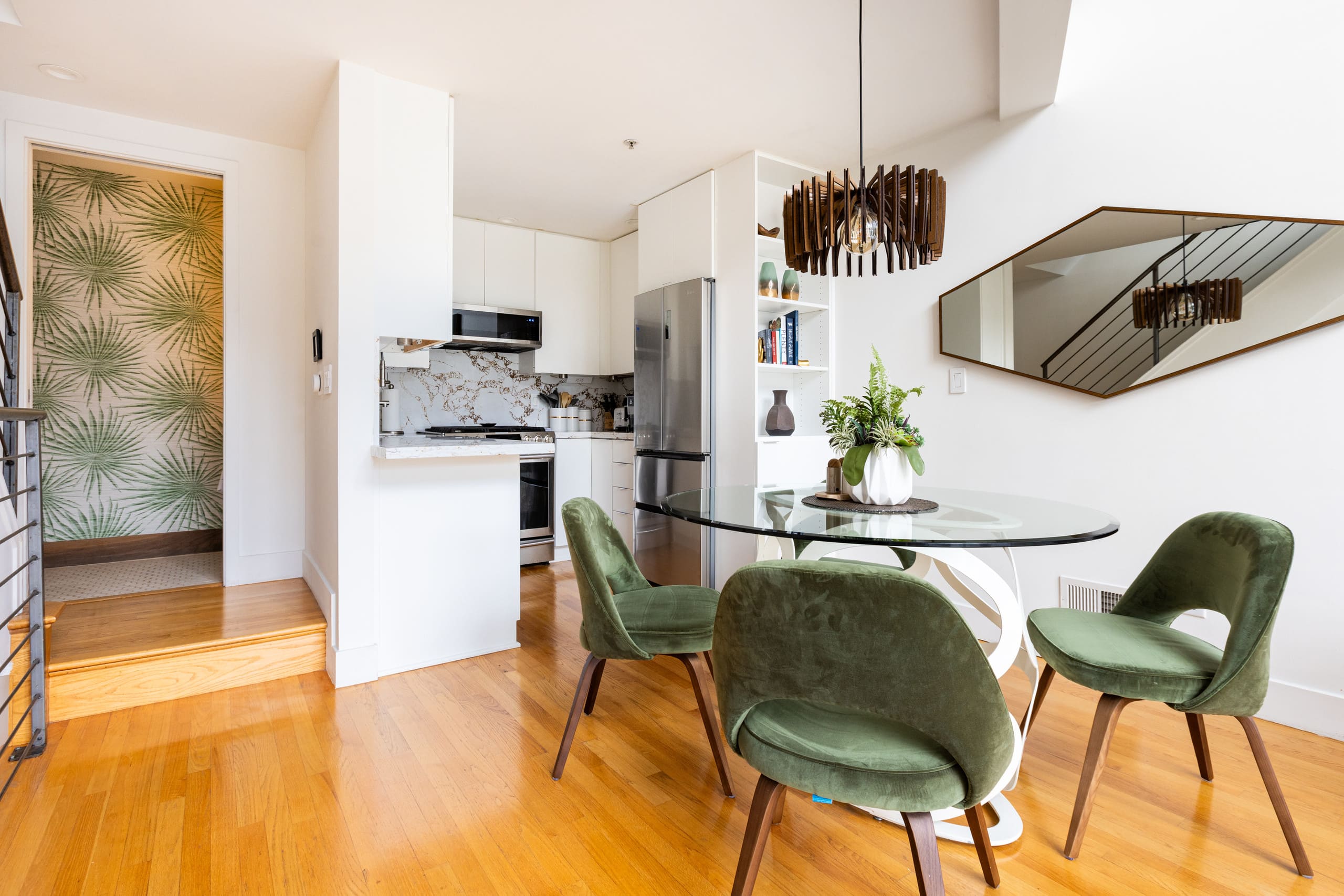 Condo in San Francisco · ★5.0 · 2 bedrooms · 2 beds · 1.5 baths - Image 13