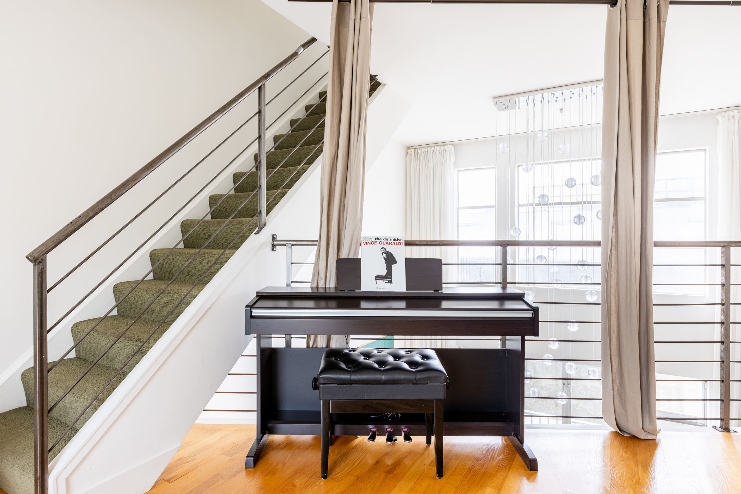 Condo in San Francisco · ★5.0 · 2 bedrooms · 2 beds · 1.5 baths - Image 32