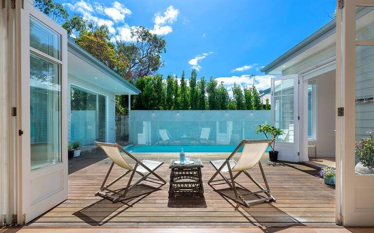 Point Leo Luxury Beach House – Point Leo