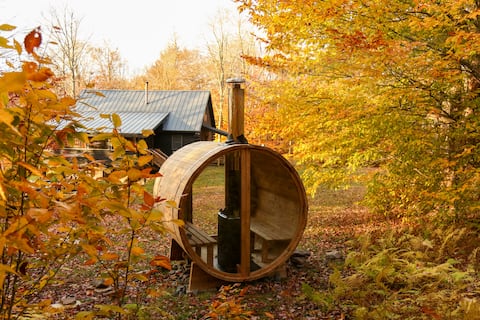 Wonder's Never Cease: Hot Tub, Sauna & Cold Plunge