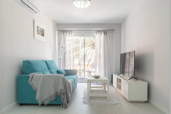 Modern beachside apartment