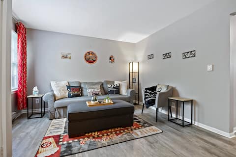 Quiet 2bd1.5 bath/Ext Stay Disc/FREE WI-FI/Parking