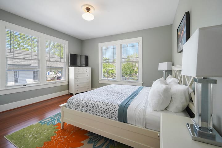 غرفة النوم الأساسية