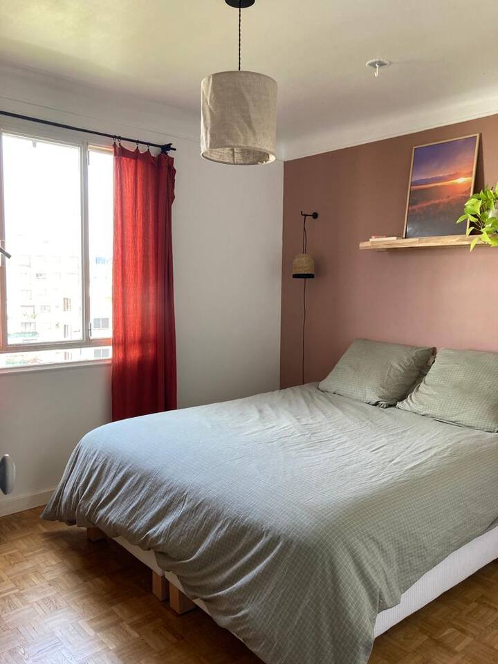 Საძინებელი 1