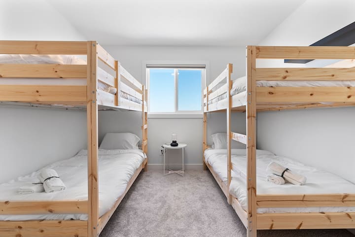 Двуетажни легла x 2