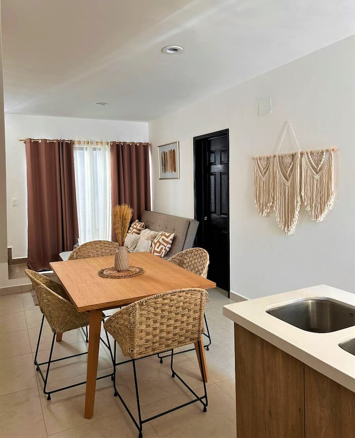 Residencia Familiar Premium En Cerritos | Alberca - Mazatlán