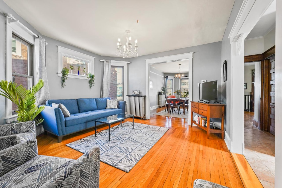 Top performing Airbnb: Historic Upper Union 4 Bedroom Home in Schenectady